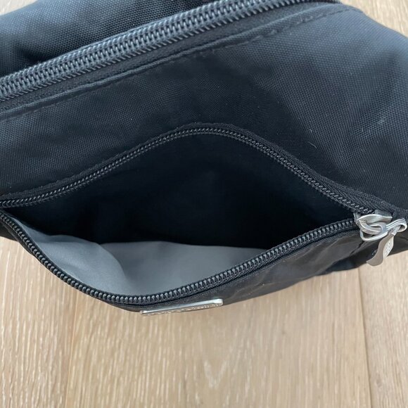 Baggalini Purse Cross Body Bag Black Crossover Travel Nylon 0856040 Animal Print - Picture 7 of 13